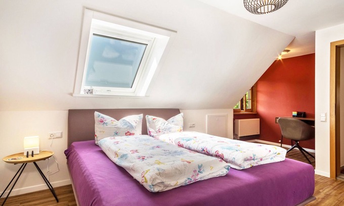 Goppertsweiler Apartment | Holiday Apartment "Pias Nature Retreat iv - Loft" with Mountain View