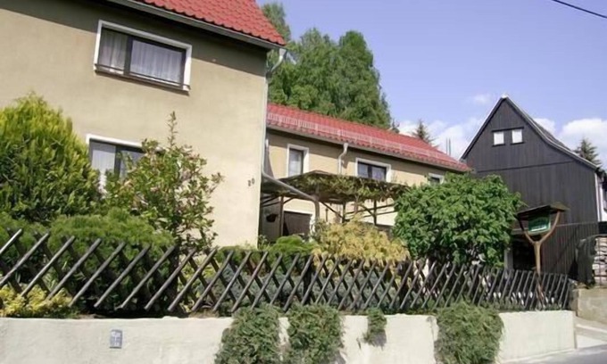 Reinhardtsdorf-Schoena Apartment | Holiday apartment Reinhardtsdorf for 1 - 3 persons with 1 bedroom - Holiday apartment