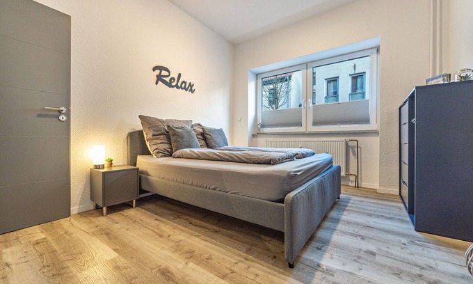 Linden-Sud Apartment | Holiday Apartment 'Renovated Dream Place in Linden' with Shared Terrace & Wi-Fi