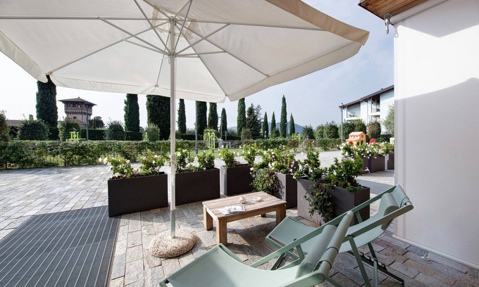 Predore Apartment | Holiday Apartment "Residence Perlago Ortensia" with Lake View, Shared Terrace & Wi-Fi