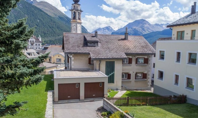 Samedan Apartment | Holiday apartment Samedan for 1 - 4 persons with 2 bedrooms - Holiday apartment in one or multi-fami