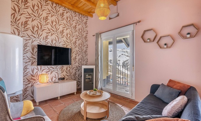 Pradollano Apartment | Holiday Apartment "Ski Lodge Duplex Suite Rosa" near Slopes with Private Terrace & Wi-Fi