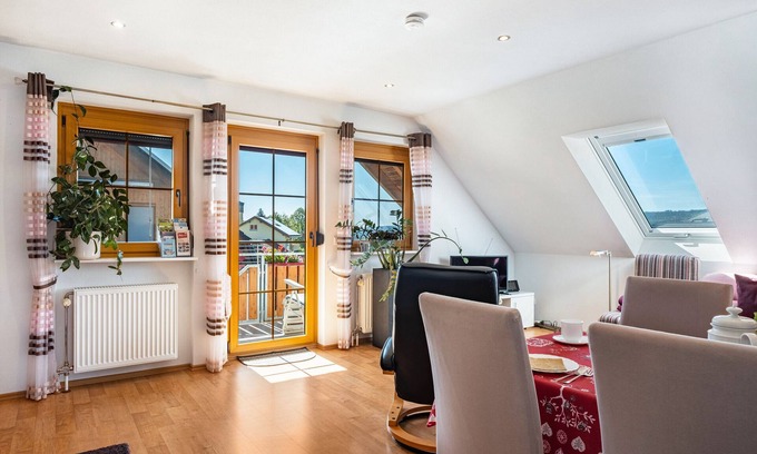 Kappel Apartment | Holiday Apartment 'Wutach' with Mountain View, Shared Terrace and Wi-Fi