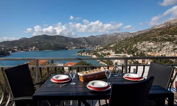 Stikovica House | Holiday apartment Zaton for 1 - 4 persons with 2 bedrooms - Holiday house