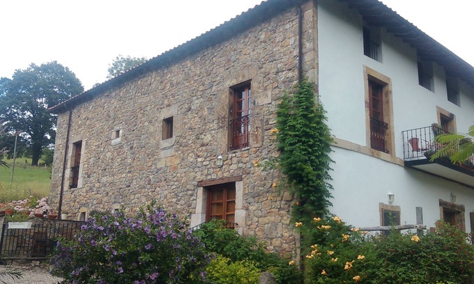 El Corral Apartment | Holiday cottages in the countryside just 10 minutes from Cabarceno