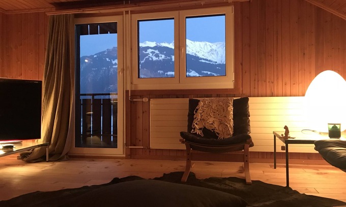 Luven Apartment | Holiday Hide away in an authentic 150 years old house, three bedrooms, 6 guests