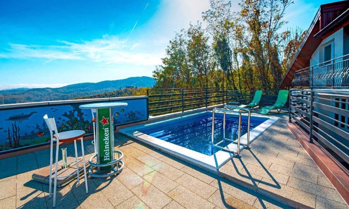 Varazdinske Toplice House | Holiday Home Martin with Swimming Pool