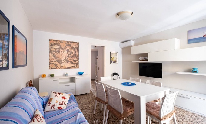 Santa Maria al Bagno House | Holiday Home 'Gió Home' with Air Conditioning