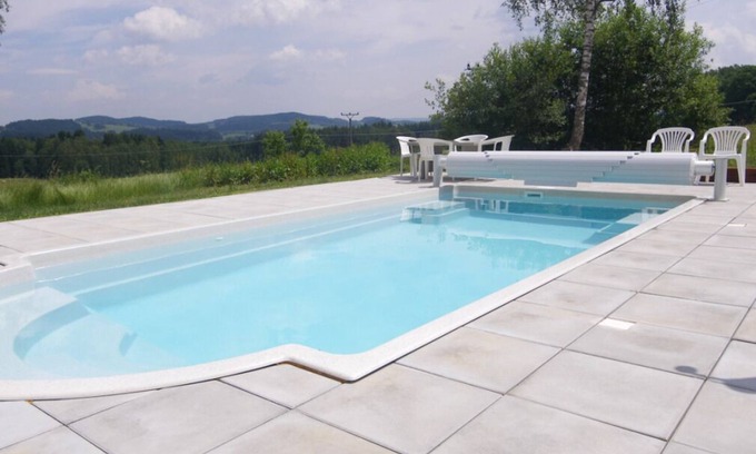 Horni Plana Villa | Holiday Home Žlábek - Six Bedroom Villa, Sleeps 13