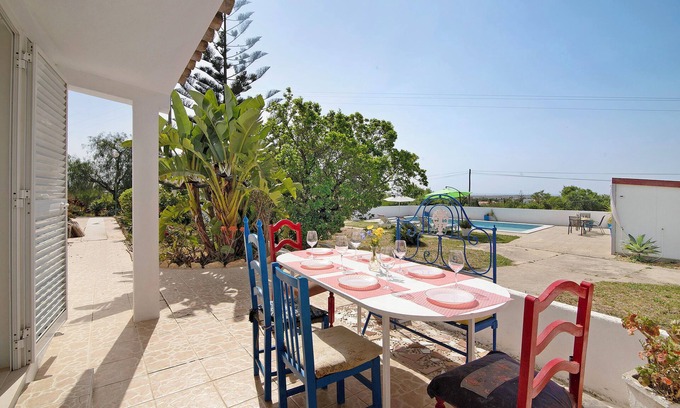 Olhao House | Holiday Home 'Bela Vista Retreat - Lavender' with Sea View, Wi-Fi and Air Conditioning