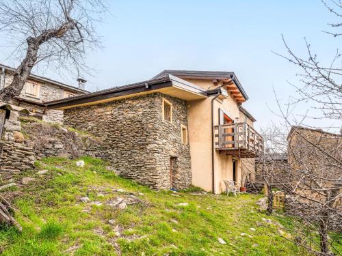 Realdo House | Holiday Home Borniga Relax by Interhome