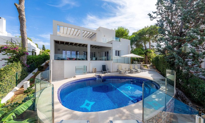 Cala d'Or House | Holiday Home Cala Llonga Mar with Sea View, Mountain View, Wi-Fi