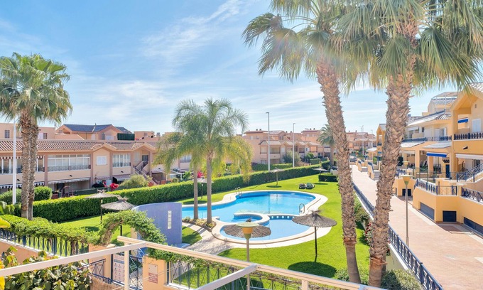 Los Arenales del Sol House | Holiday Home 'casa en la playa con piscina y terrazas n. Grande"