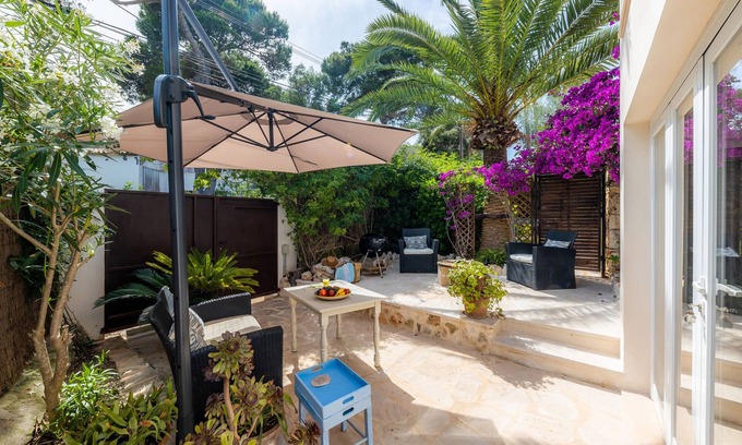 Portopetro House | Holiday Home 'Cel Pins' with Private Terrace, Wi-Fi and Air Conditioning