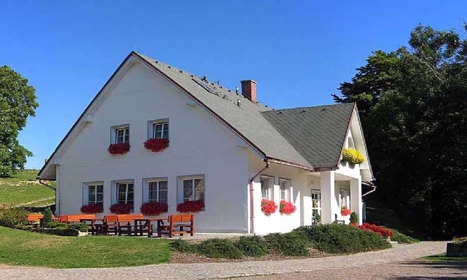 Police nad Metuji House | Holiday home in family pension near Adrspach