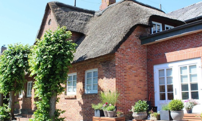 Midlum House | Holiday home Dat Strandgood