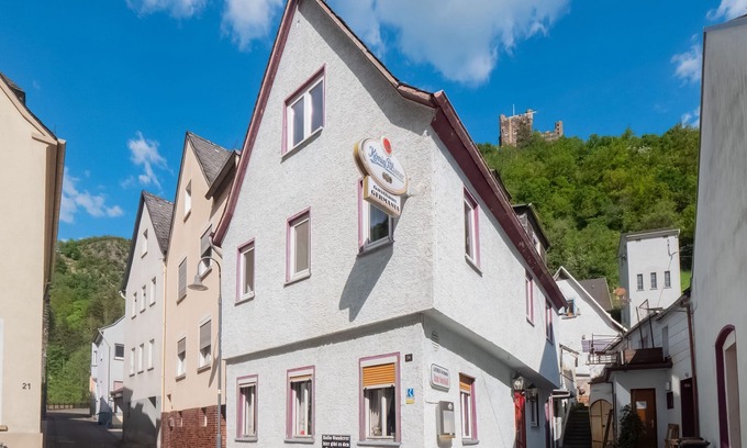Wellmich House | Holiday Home Near the Rhine River