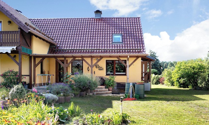 Althuttendorf House | Holiday Home 'Ferienhaus Engert Mit Holzofensauna' with Private Terrace, Shared Garden and Wi-Fi