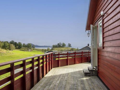 Tysnes House | Holiday Home Fjordglytt by Interhome