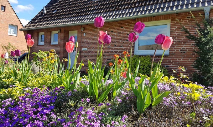 Osterronfeld House | Holiday home for 4 guests with 100m² in Osterrönfeld (15633)