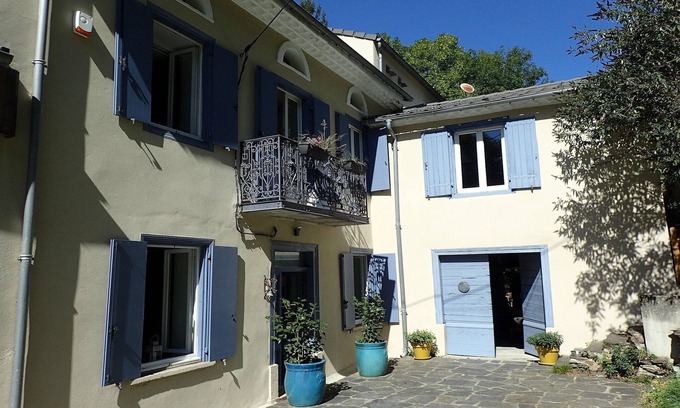 Caudebronde House | Holiday home for 6 guests in Cameliere