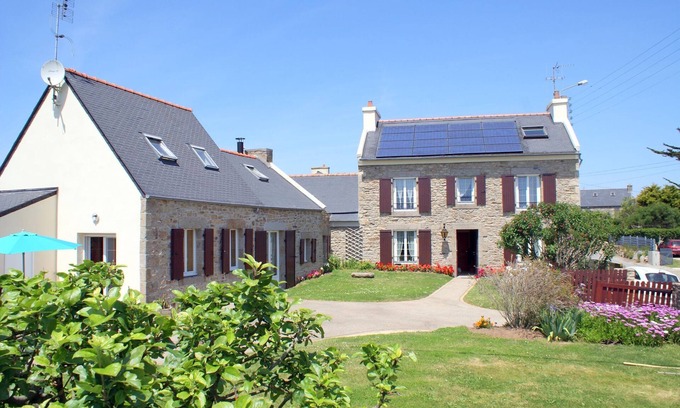 Lampaul-Plouarzel House | Holiday Home in Plouarzel near Sandy Cove