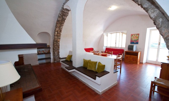 Giannella House | Holiday Home Giannella for 8 people 250 meters to the sea