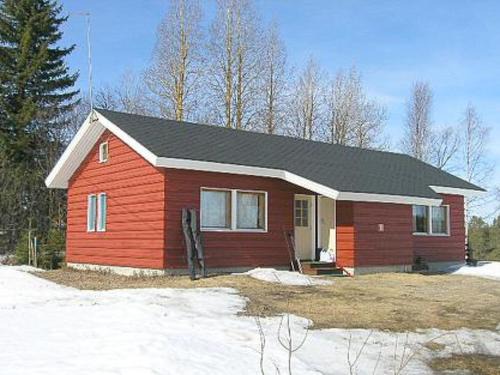 Taivalkoski House | Holiday Home Herkkola by Interhome