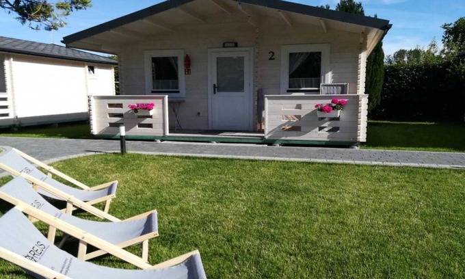 Ustronie Morskie House | Holiday Home in Ustronie Morskie near Beach