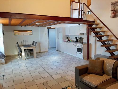 Quartino Apartment | Holiday Home IL VULCANO