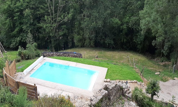 Altillac House | Holiday Home in Altillac with Pool and Garden