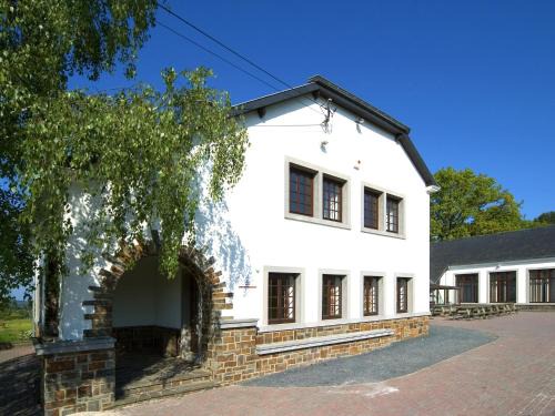 Deiffelt House | Holiday Home in Deiffelt near Forest