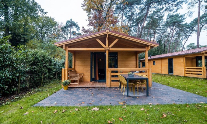 Markelo House | Holiday Home in Markelo near Forest & Pool