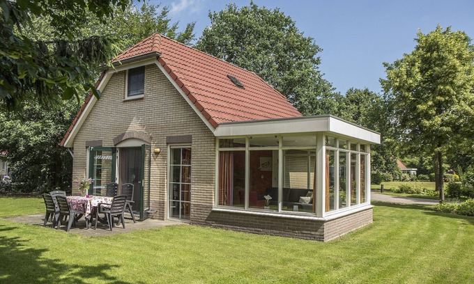 Hoge Hexel House | Holiday home in park in Twente