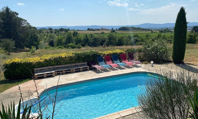 Pertuis House | Holiday Home in Pertuis with Pool and Views