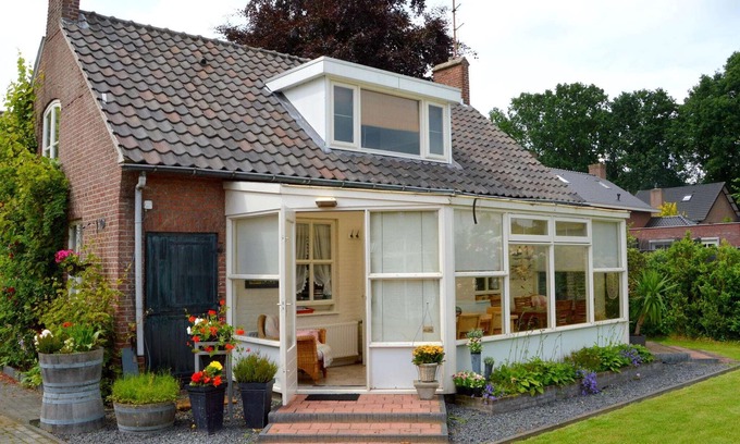 Soerendonk House | Holiday Home in Soerendonk with Garden