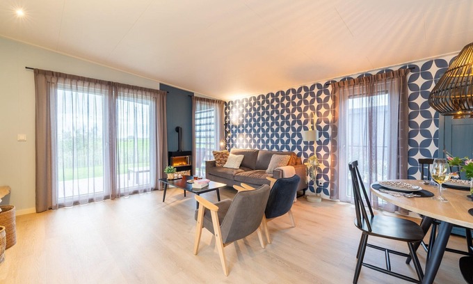 Leiderdorp House | Holiday home in 't Groene Hart on the water