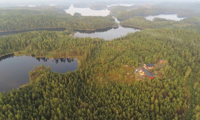 Backefors House | Holiday home in the middle of Dalsland's forest and lake landscape