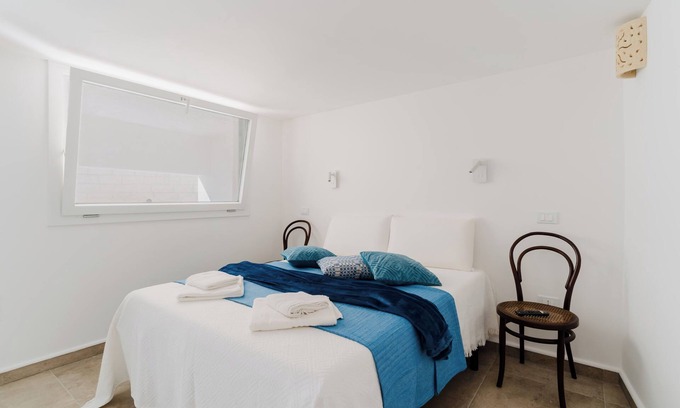 Uggiano la Chiesa House | Holiday Home 'Anemoi' with Shared Terrace, Wi-Fi and Air Conditioning