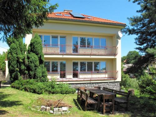Mistrovice House | Holiday Home Jitka by Interhome
