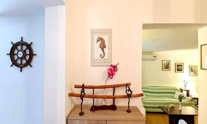 Benkovac House | Holiday Home Jaga - Three bedroom Holiday Home with swimming pool