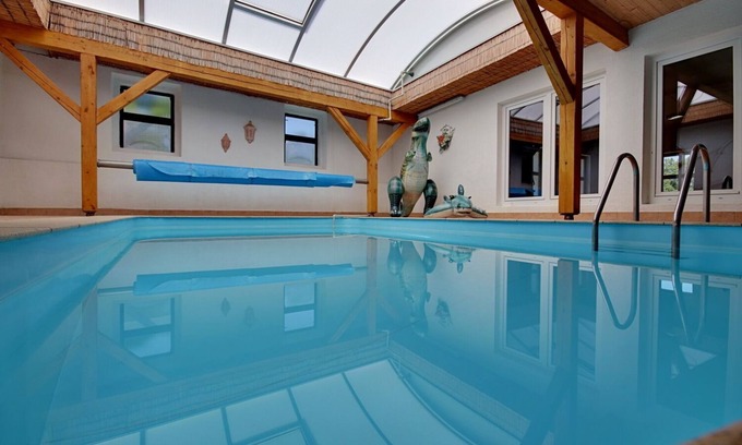 Ctetin House | Holiday Home Kvitek - vacation house with indoor pool and large game room