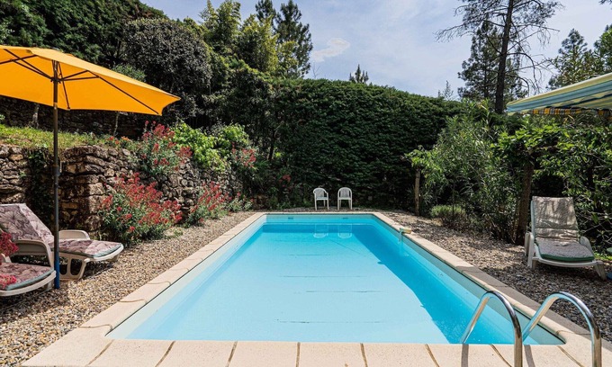Les Salelles House | Holiday Home Les Salelles near Nature