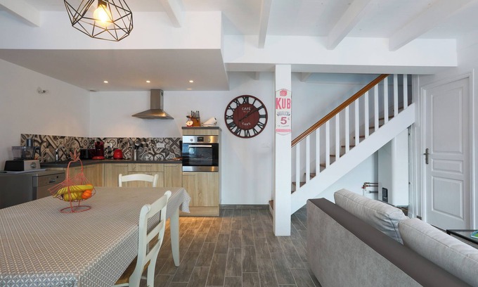 Pleubian House | Holiday Home 'Maison Du Sillon' with Private Terrace and Private Garden