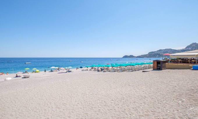 Letojanni House | Holiday Home 'Marea Appartments' close to the Beach with Sea View & A/C