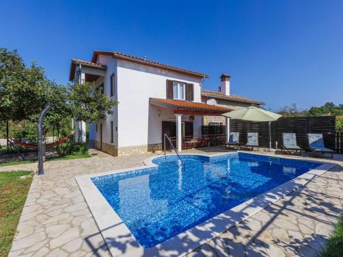 Snasici House | Holiday Home Marija by Interhome