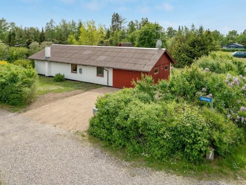Kaldred House | Holiday Home Merita - 1-1km from the sea by Interhome