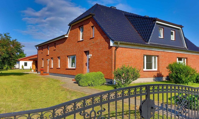 Arbshagen House | Holiday home near the Baltic Sea with barbecue terrace