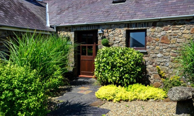 Haverfordwest House | Holiday Home Palmerston Primrose by Interhome
