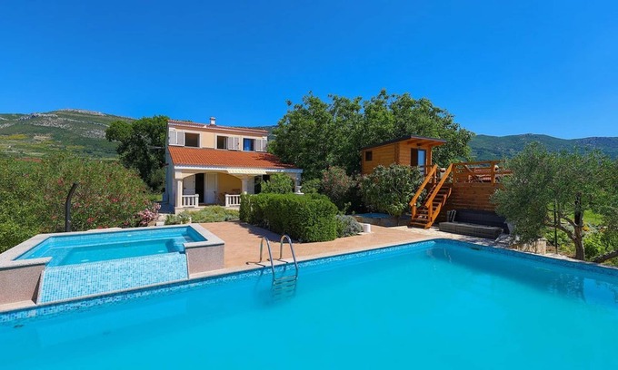 Rudine House | Holiday Home Parada